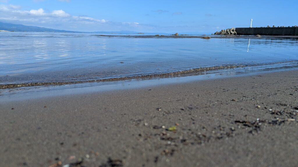 熊石の海